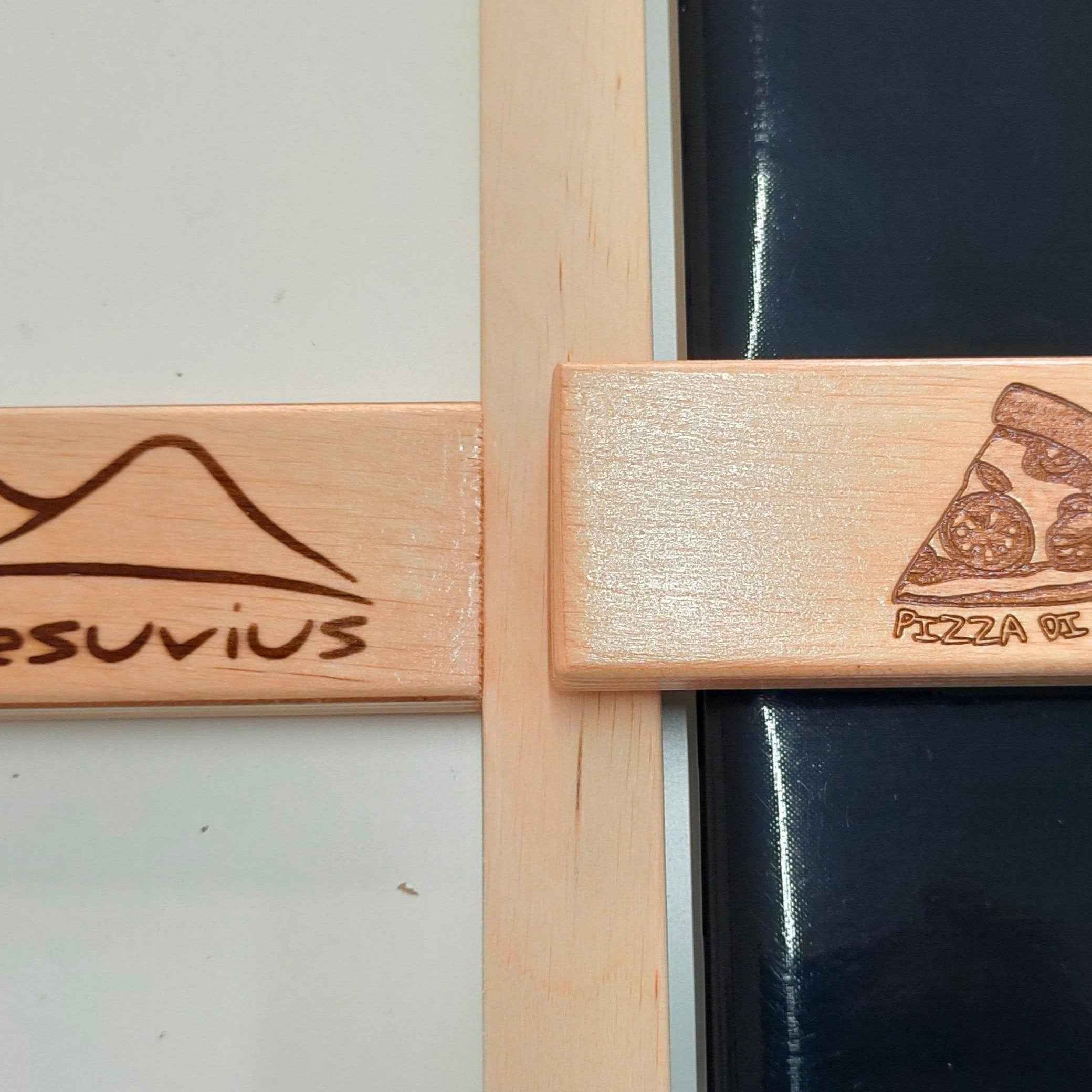 Incisione laser su manico per pala Vesuvius Evolution